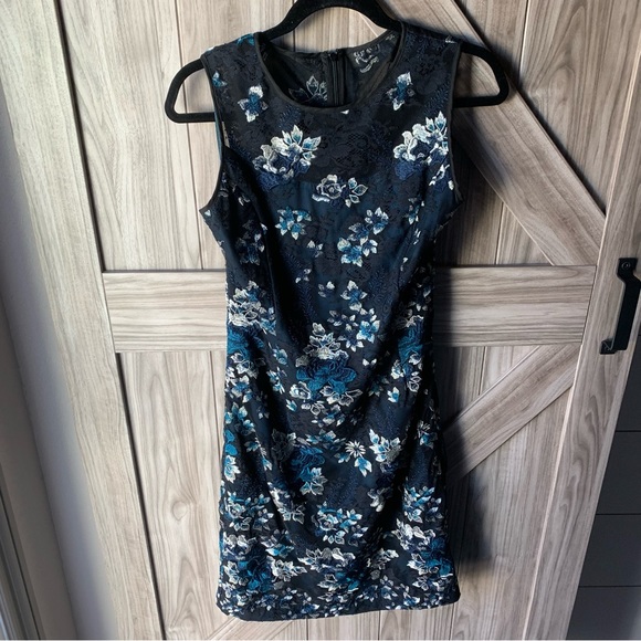 NWT - WHBM Sleeveless Embroidered Mesh Sheath Dress - Picture 5 of 11